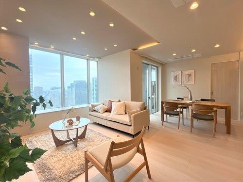 リビングダイニング