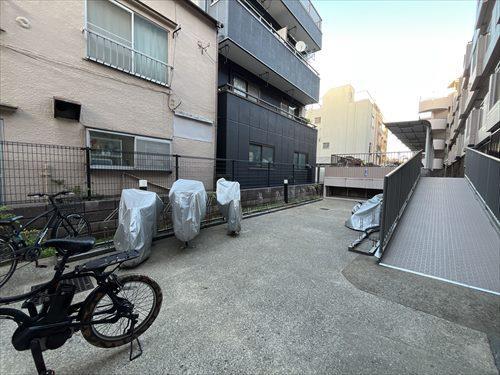 駐輪場