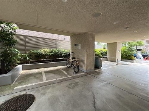 バイク置場