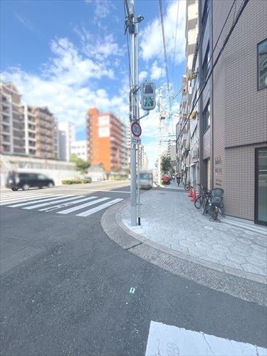 北側前面道路