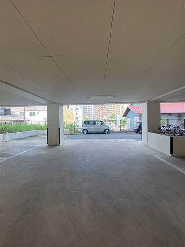 敷地内駐車場