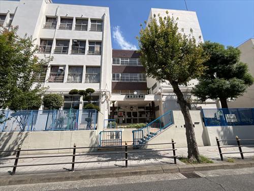 大阪市立南大江小学校まで510ｍ