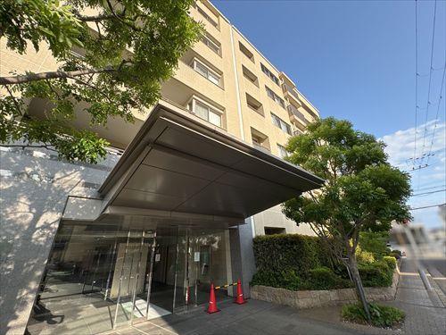 エントランス外