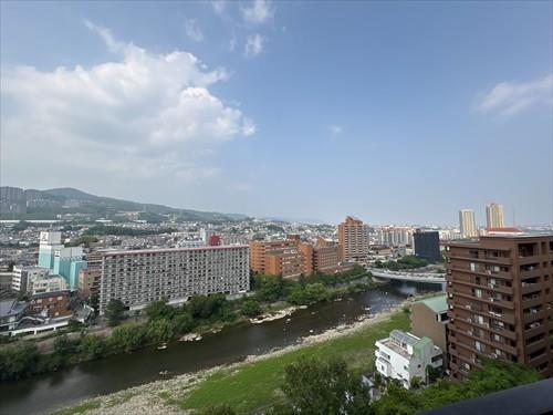 北東側バルコニーからの眺望