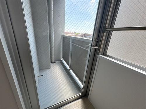 西側バルコニー