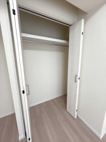 クローゼット（洋室約5.3帖)