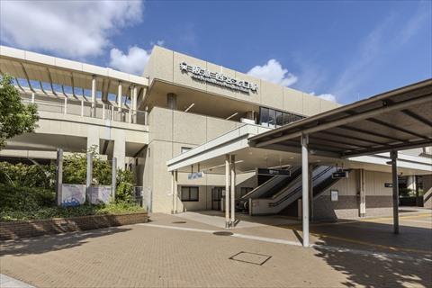 阪急電鉄神戸線 西宮北口駅　徒歩18分