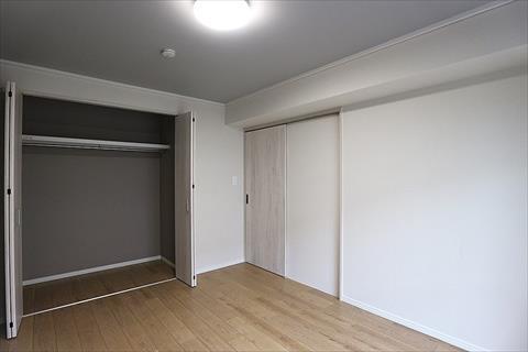 洋室（北東側）約6.0帖