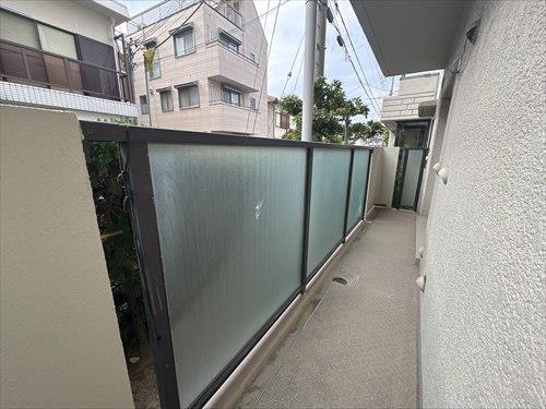 西側バルコニー