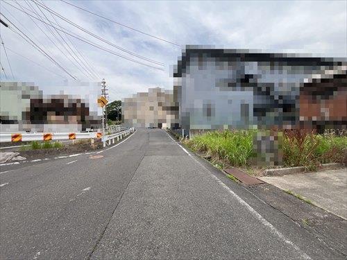 前面道路(2026年6月撮影)