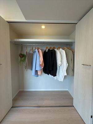 洋室約5.4帖　収納