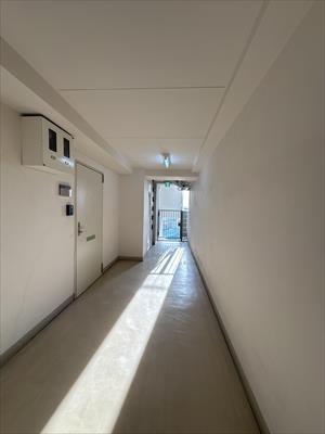 物件前　廊下