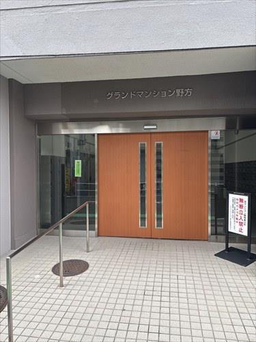 マンション入口