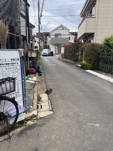 前面道路（2026年7月撮影）