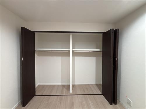 洋室③クローゼット