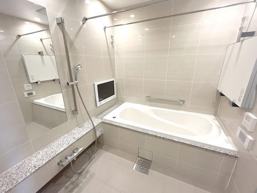 浴室_TV・追焚・ミストサウナ・乾燥機