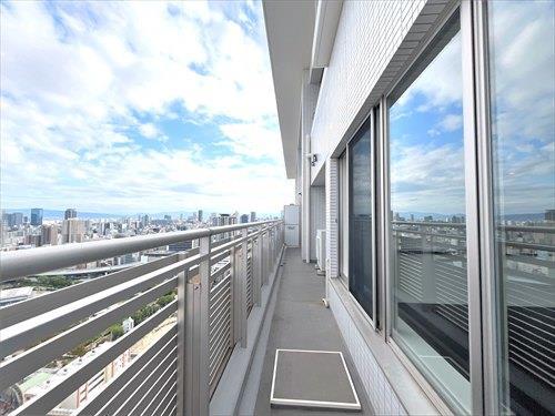 東向きバルコニー