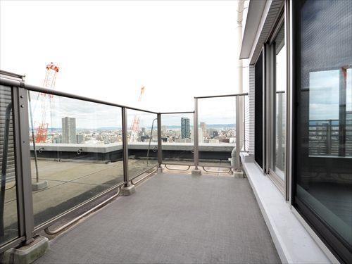 ルーフバルコニー