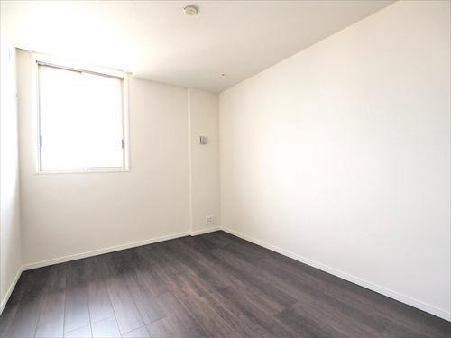 洋室（約5.6帖）