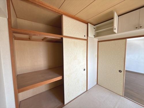 和室（6帖）押入