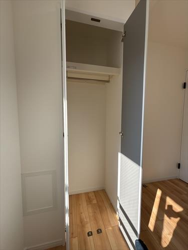 洋室（約4.7帖）クローゼット