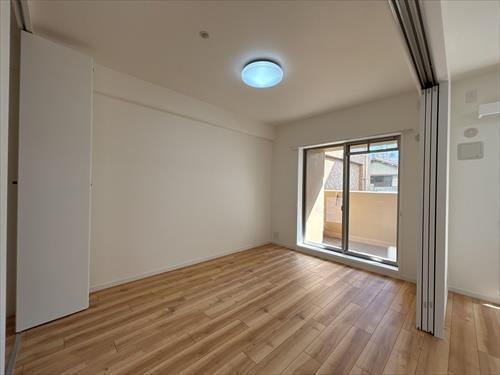 洋室（約6.0帖）