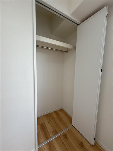 洋室（約5.0帖）クローゼット