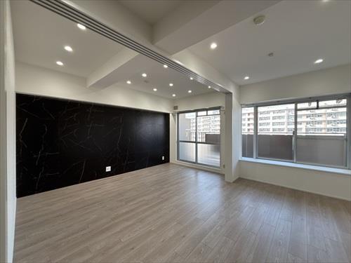 LDK・洋室（約6.4帖）①