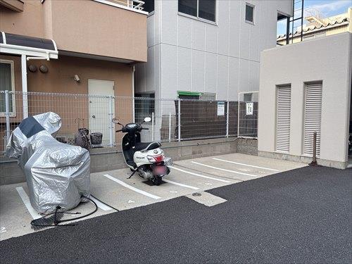 バイク置き場