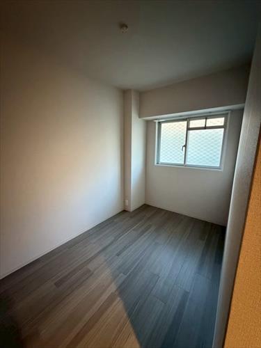 洋室（約5.6帖）