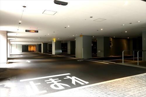 【共用部】駐車場