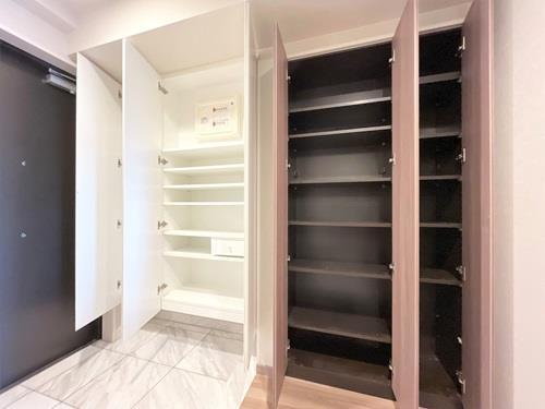 玄関 下足入・収納