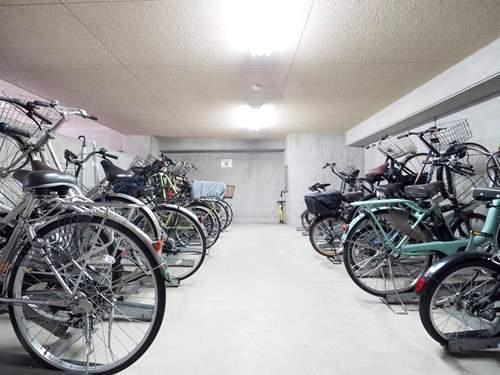 駐輪場