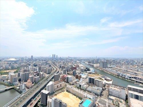 西向きバルコニーからの眺望