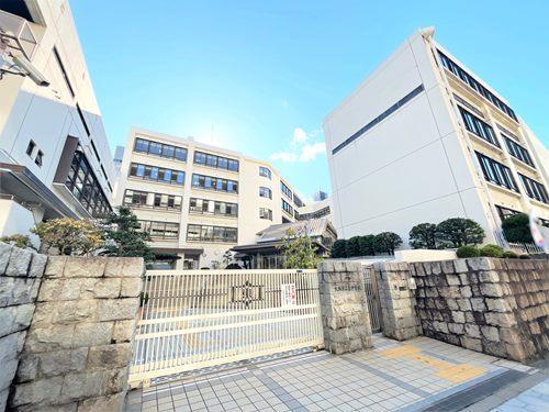 大阪市立東中学校 370m