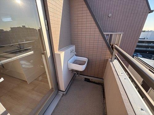 ルーフバルコニー水栓