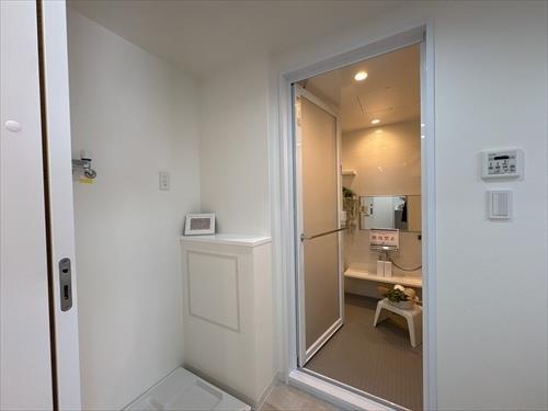 防水パンと浴室