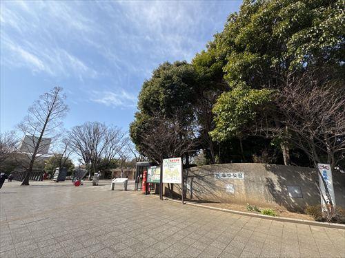 ｢駅西口公園｣460m