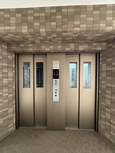 エレベーターホール　6階