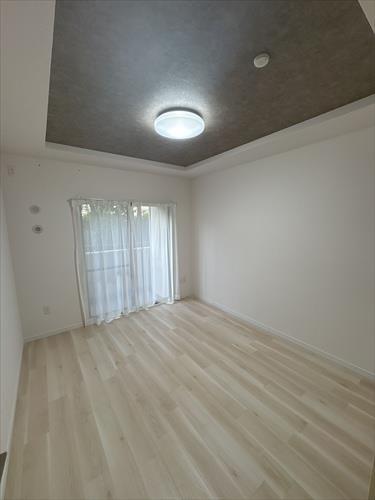 洋室（約6.2帖）