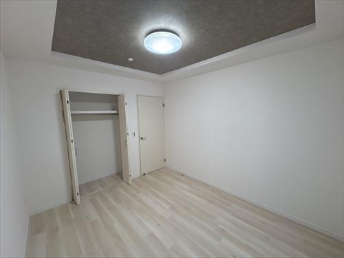 洋室（約6.2帖）