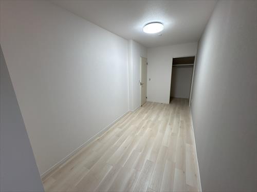 洋室（約5.4帖）