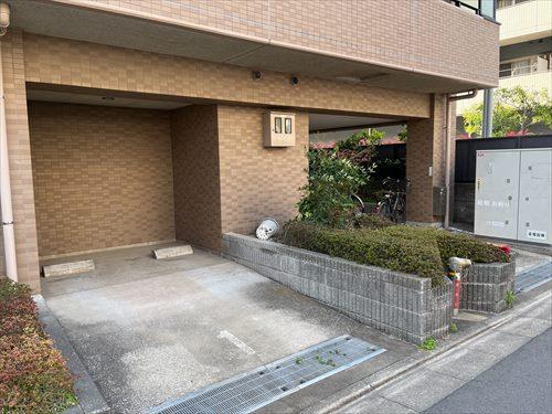 敷地平置き駐車場