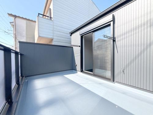 2階_南向きバルコニー