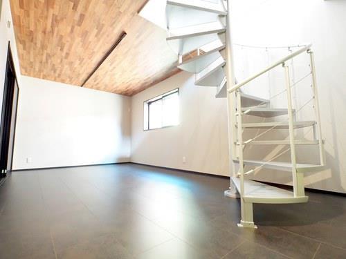 1階_洋室約8.7帖