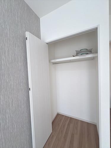 洋室（約4.1帖）クローゼット