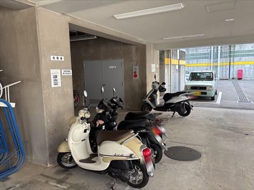バイク置場
