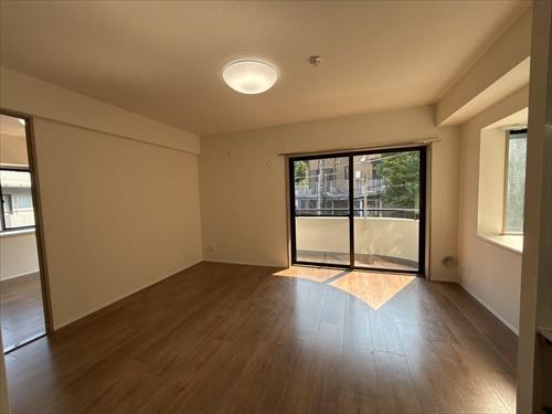 リビングダイニング