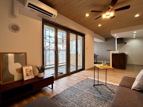 リビングダイニング