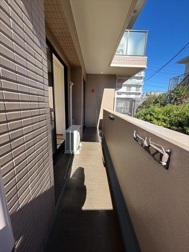 東側バルコニー